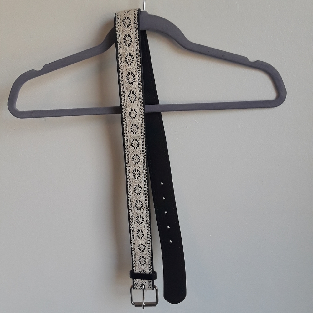 Black Leather Boho Western Belt With Cream Crochet Lace Ribbon Detailing